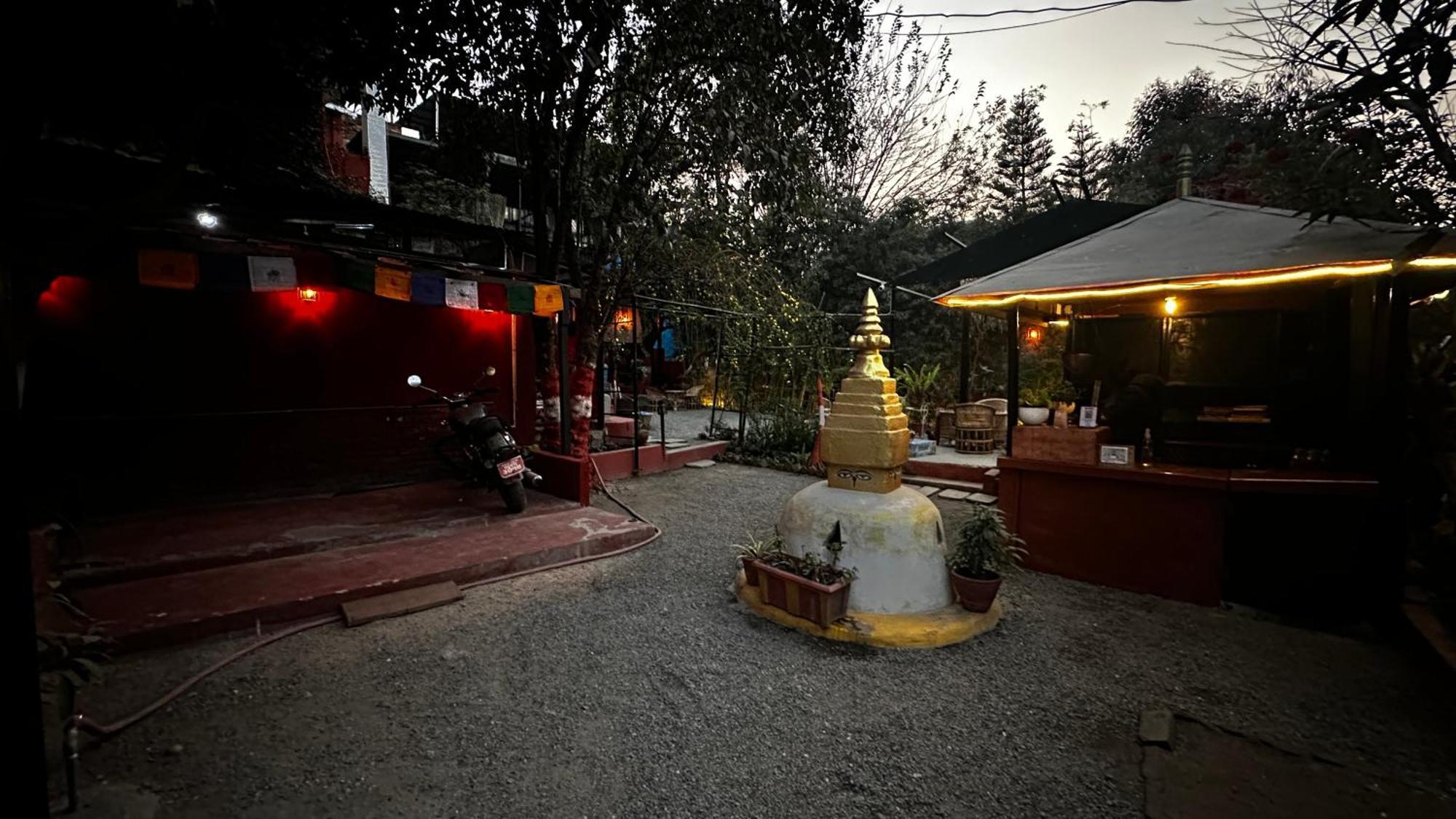 Institute Of Natural Medicine , Yoga & Therapy Home Kathmandu Exterior photo